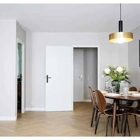 Σπίτι διακοπών Elegante Maison Entre Paris Et Avec Parking Bailly-Romainvilliers